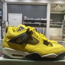 Air Jordan — Air Jordan 4 Retro Lighting — Sneaker — resale