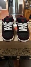 Nike SB — Nike SB Dunk Low Riot Skateshop — Sneakers — resale