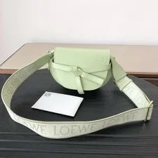 Loewe — Loewe Gate Embossed Letter Puzzle Removable Adjustable - Excellent #1KF6GRV — Handbag — resale