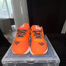 Nike — Nike Air Max 1 "Just Do It" / / Low Top Lace-Up — Sneaker — resale