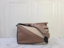 Loewe — Authentic Loewe Puzzle Medium — Handbag — resale