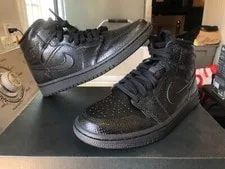 Jordan — Air Jordan 1 Mid — Sneaker — resale