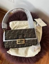 Fendi — Fendi Baguette Monogram Limited Edition — Handbag — resale