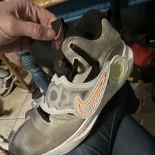 Nike — Nike ’S / Low Top Lace-Up Athletic — Sneaker — resale