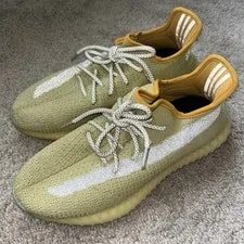 Adidas — Adidas Yeezy Boost 350 V2 Marsh 2020 — Sneaker — resale