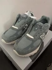 New Balance — Size 9.5 - New Balance Kith X 993 Pistachio — Sneaker — resale