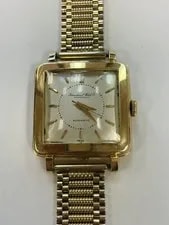 IWC — IWC 18K Yellow Gold Cushion Shape Tank Automatic — Watch — resale