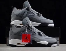 Jordan — Jordan 4 " Retro Basketball Shoes Mid Top US Siez 7-12 — Sneaker — resale