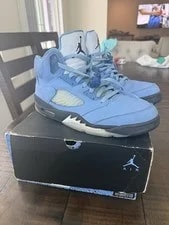 Air Jordan — AIR Jordan V 5 Retro SE MID North Carolina DV1310 401 Size 11 OG Box — Sneaker — resale