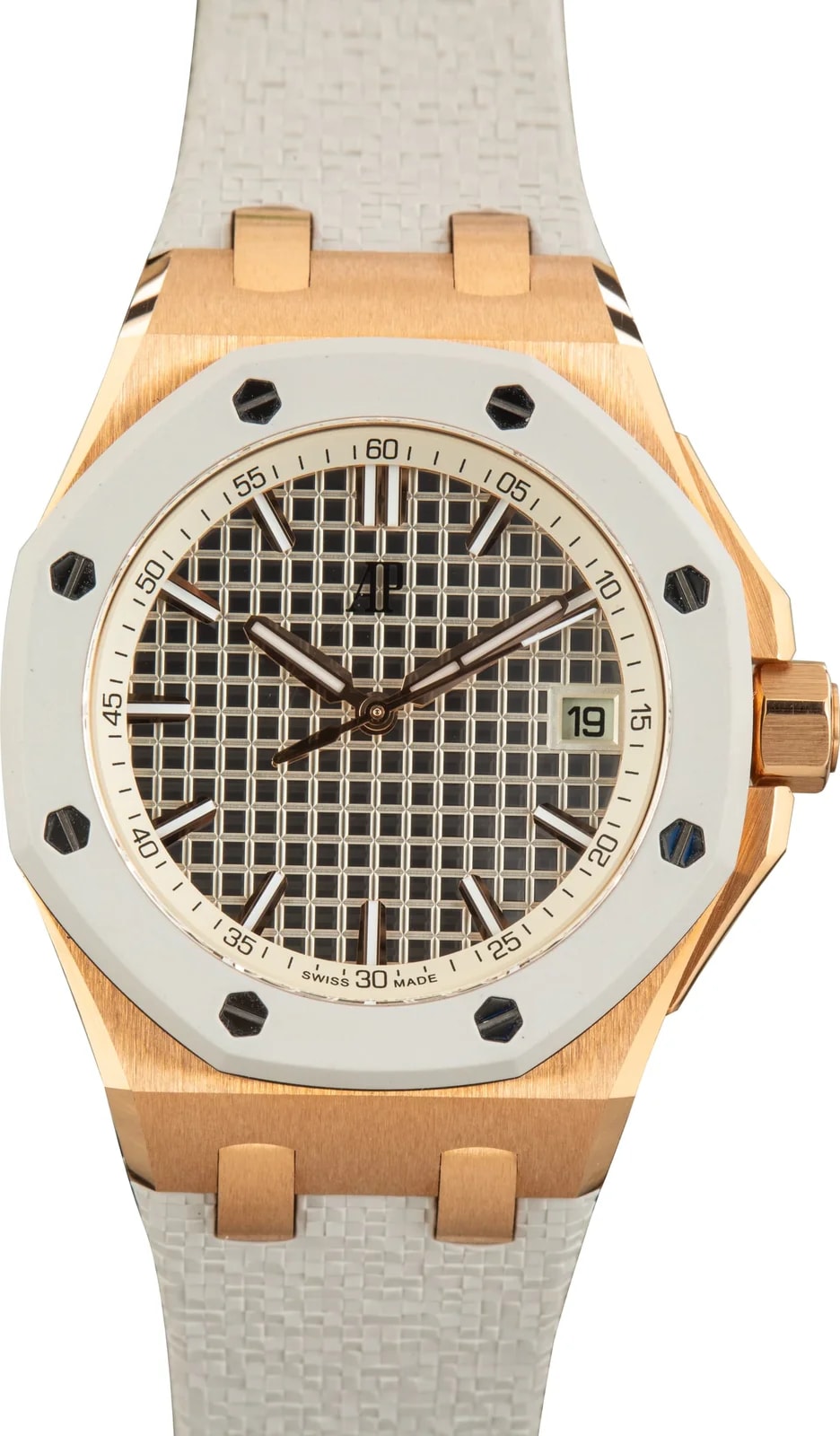Audemars Piguet — Audemars Piguet Royal Oak Offshore Selfwinding Ivory Dial — Watch — resale