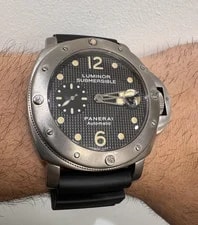 Panerai — Panerai Luminor Submersible PAM00025 — Watch — resale