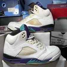 Jordan — Size 10 - Jordan 5 Retro Grape 2013 — Sneaker — resale