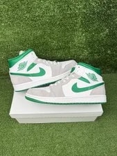 Jordan — Size 9.5 - Air Jordan 1 SE Mid — Sneaker — resale