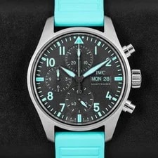 IWC — IWC Pilot's Black - IW3881-08 — Watch — resale