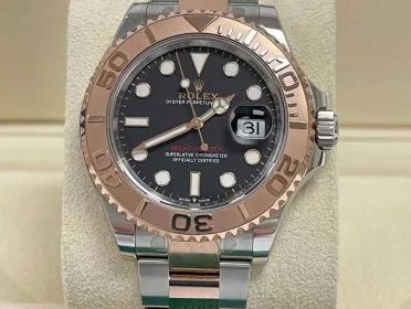 Rolex — Rolex Yachtmaster 40 SS/Rose Gold 126621 2021 Black Dial — Watch — resale