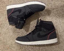 Nike — Nike High Top ’s Lace-Up Athletic Speckled Sole — Sneaker — resale