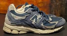 New Balance — New Balance 2002R Protection Pack M2002RDK — Sneaker — resale