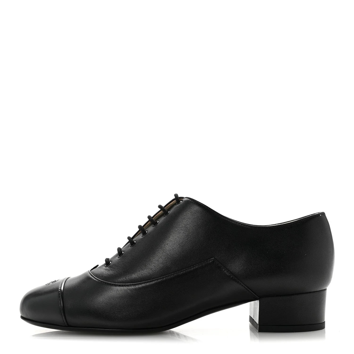 Chanel — Smooth Lace Up 39.5 — Designer Shoe — resale