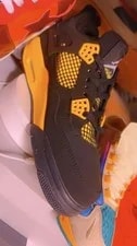Jordan — Jordan Air 4 Retro Mid Top Lace-Up — Sneaker — resale