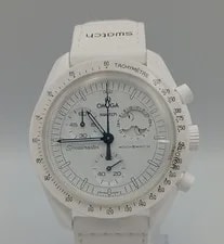 Omega — Omega✕swhatch SO33W700 Snoopy Collaboration Authentic From Japan — Watch — resale