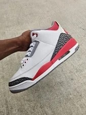 Air Jordan — Air Jordan 3 Retro 2022 — Sneaker — resale