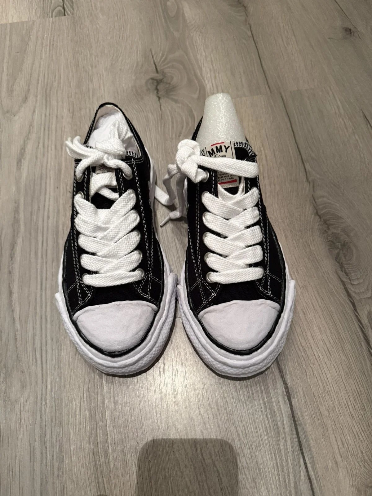 Maison Mihara Yasuhiro — Maison Mihara Yasuhiro Peterson 23 OG Sole Low — Sneaker — resale