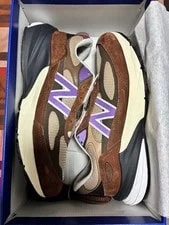 New Balance — 9.0US New Balance 990 Series — Sneaker — resale