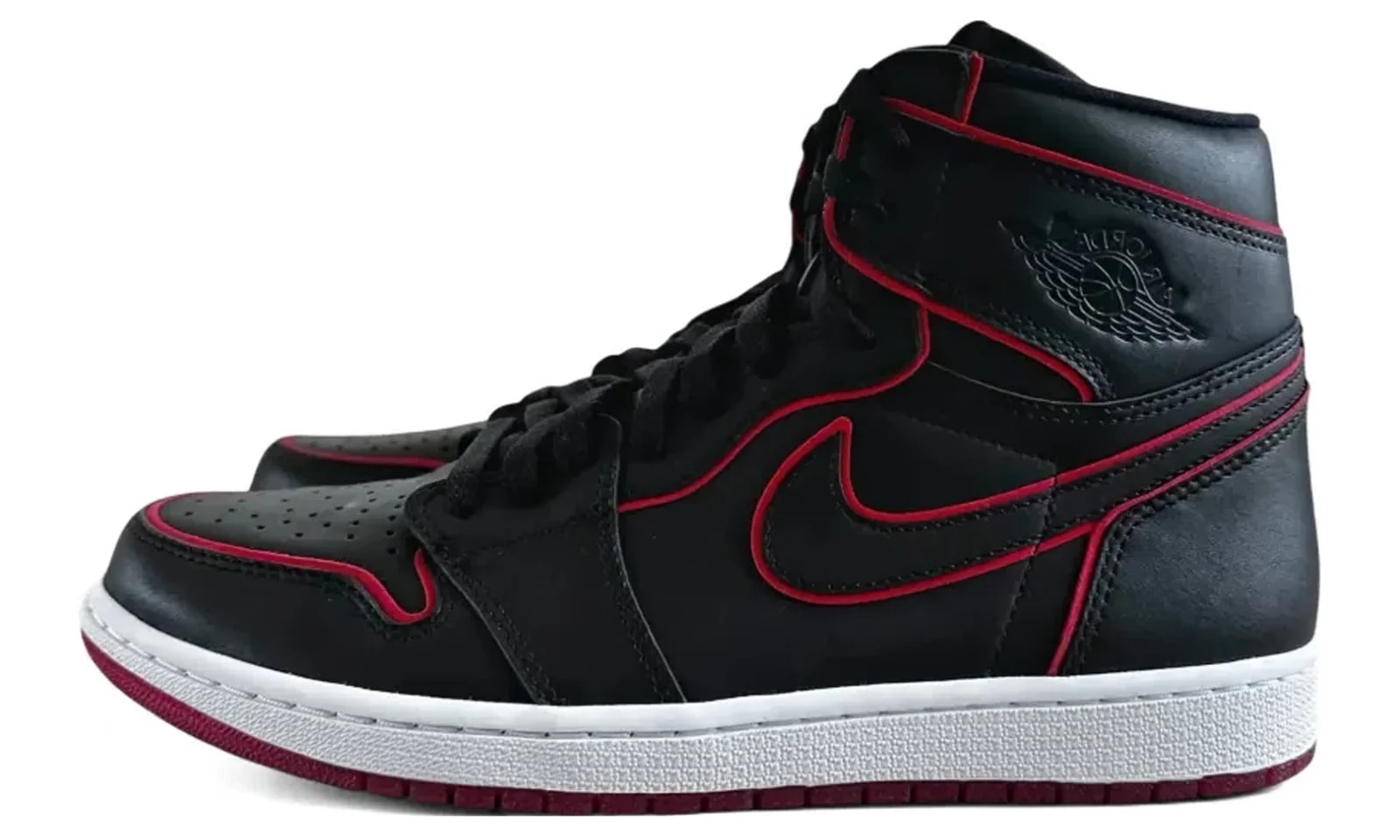 Jordan — Jordan 1 Retro "High Bloodline (F&F) - (2019) Christmas Gift" RNQ00PXWJL — Sneaker — resale