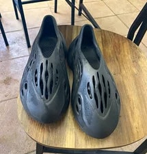 Yeezy — Yeezy Foam Runner ’s Slip-On Low Top Athletic — Sneaker — resale