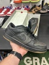 Nike SB — Size 9.5M - Nike SB Dunk LOW “ ” — Sneaker — resale