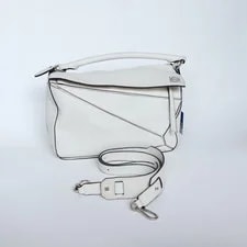 Loewe — Authentic Loewe Puzzle -Tone eBay AG — Handbag — resale