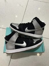 Nike SB — Size 11.5M/13W - Nike SB Dunk High Tin Man 305050-023 — Sneaker — resale