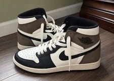 Jordan — Jordan Air 1 Retro High OG High Top 555088-105 — Sneaker — resale