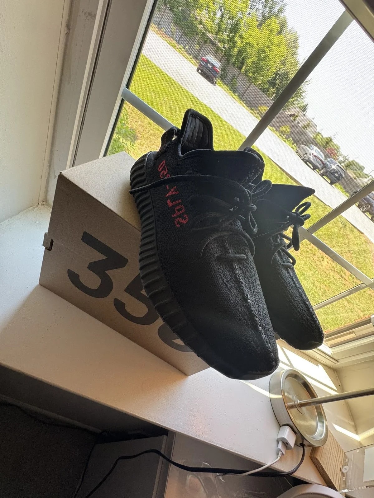 Yeezy — Yeezy Boost 350 Breds — Sneaker — resale