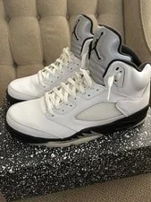 Air Jordan — Air Jordan 5 Retro Reverse Metallic — Sneaker — resale