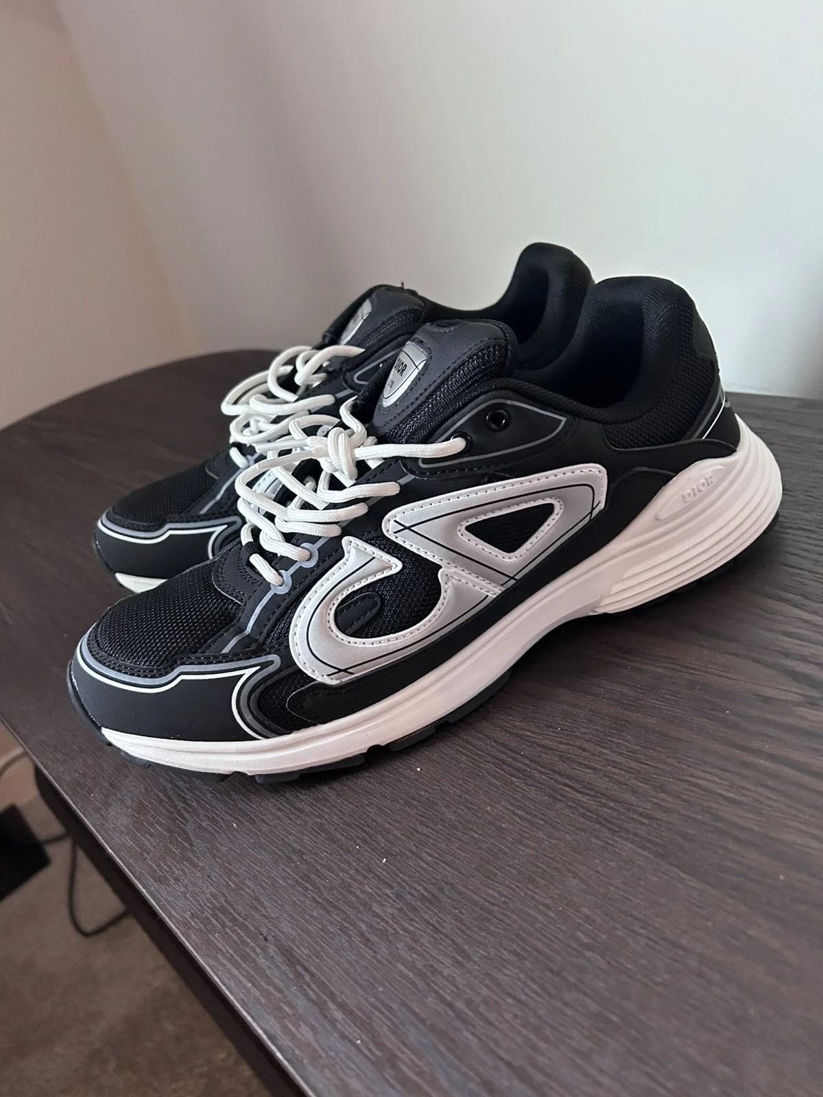 Dior — Dior B 30 — Sneaker — resale