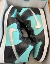Nike SB — Nike SB Dunk High Supply Co. Tiffany — Sneaker — resale