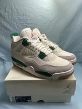 Size 9.5 - Jordan 4 Retro SP x Nike SB Mid Pine Green — Sneaker — resale