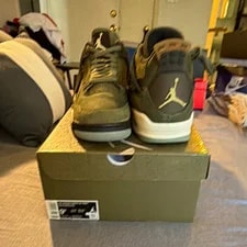Jordan — Jordan Air 4 Mid Top Lace-Up New — Sneaker — resale