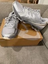 Asics — Asics Gel-kayano 14 / (1203A537-025) — Sneaker — resale