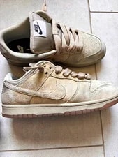 Nike SB — Nike SB Dunk Low Pro B Parachute Low Top Lace-Up — Sneaker — resale