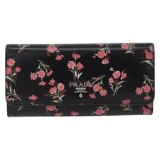 Prada — Prada Wallets — Handbag — resale