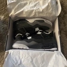 Jordan — Jordan 4 Fear — Sneaker — resale