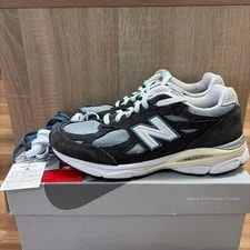 New Balance — 8.5US New Balance 990V3 — Sneaker — resale