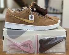 NIKE — Nike SB Dunk Low Pro Note Shop Manchester Brew and Biscuits — Sneaker — resale