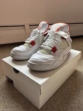 Air Jordan — Air Jordan 4 Metallic — Sneaker — resale