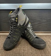 Nike SB — Nike SB ’S Mid Top Lace Up — Sneaker — resale