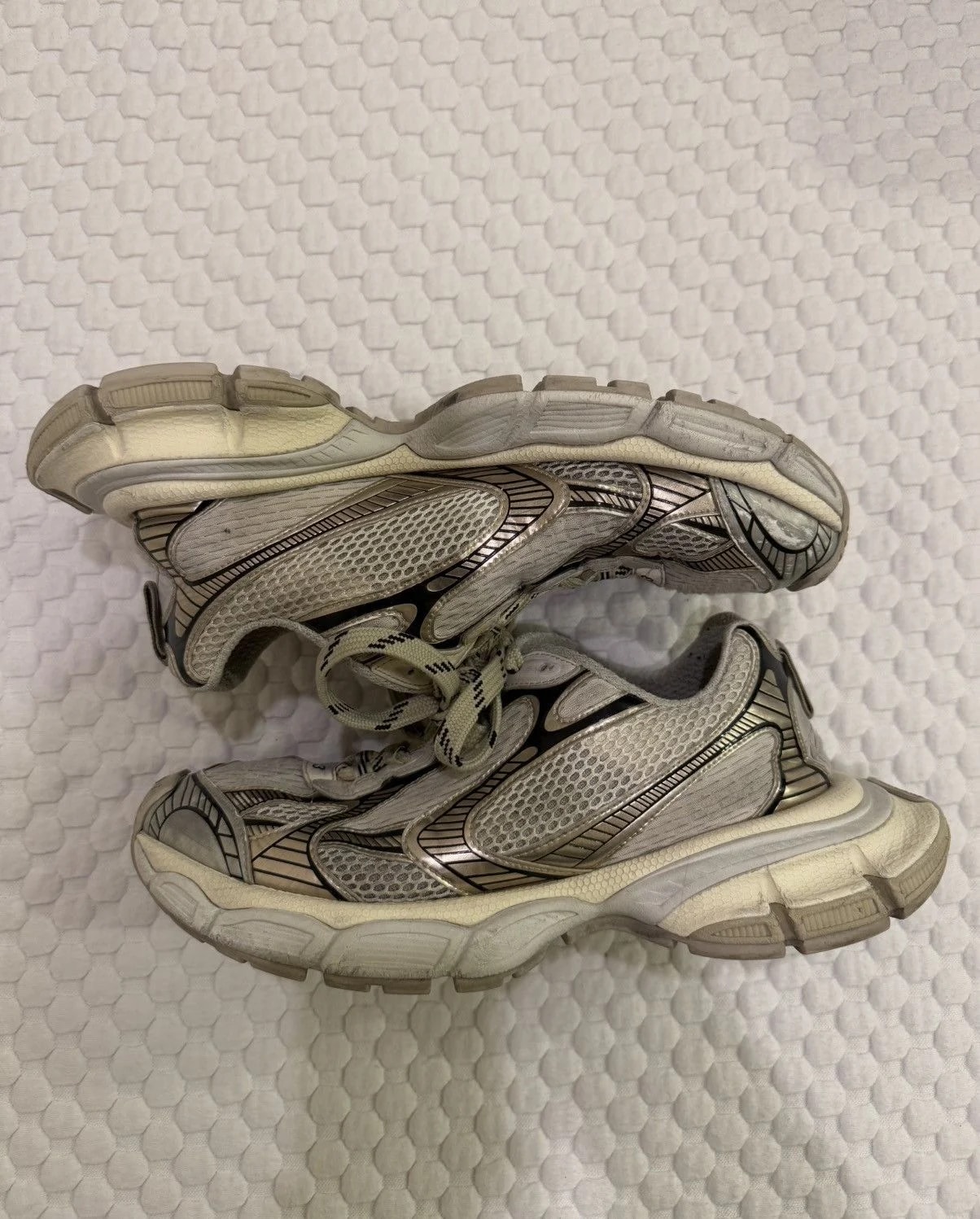 Balenciaga — Balenciaga 3XL sz.43 — Sneaker — resale