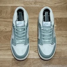 Nike — Nike Dunk Low Mica / /Photon Dust -300 — Sneaker — resale