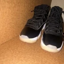Jordan — Jordan Air 11 ’s Mid Top / Lace-Up Basketball — Sneaker — resale